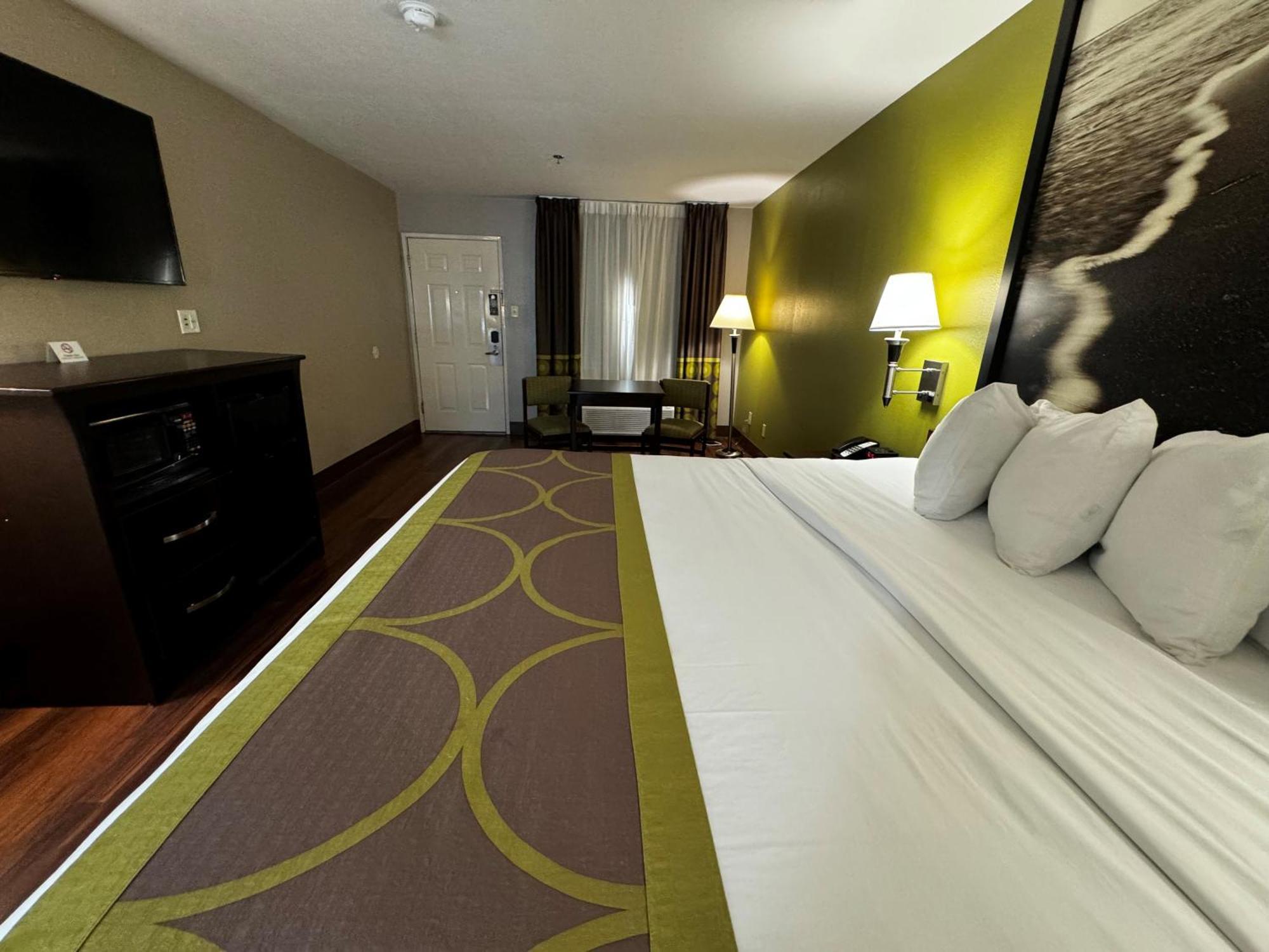 Super 8 By Wyndham Houston Webster Nasa Otel Dış mekan fotoğraf