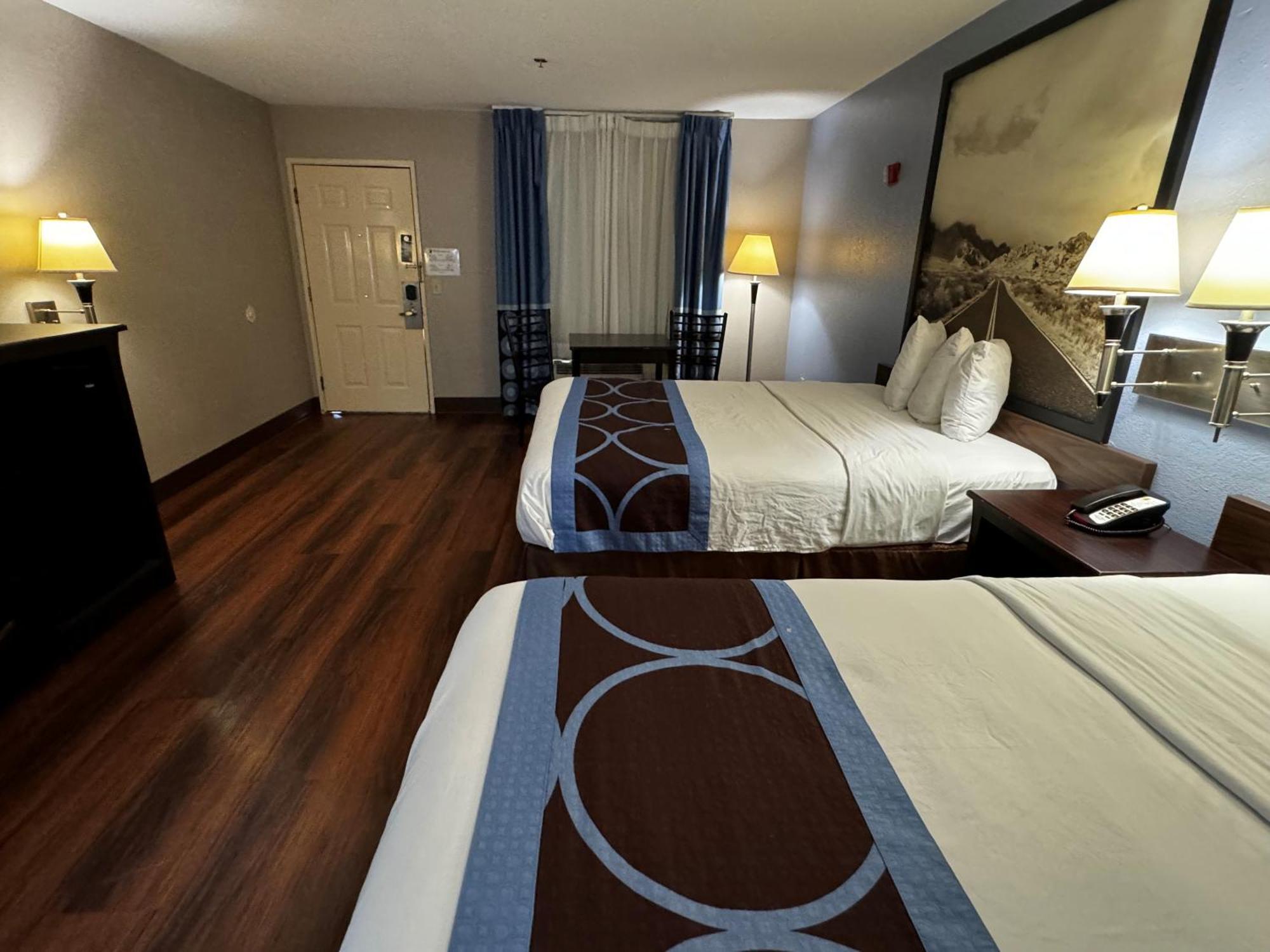 Super 8 By Wyndham Houston Webster Nasa Otel Dış mekan fotoğraf