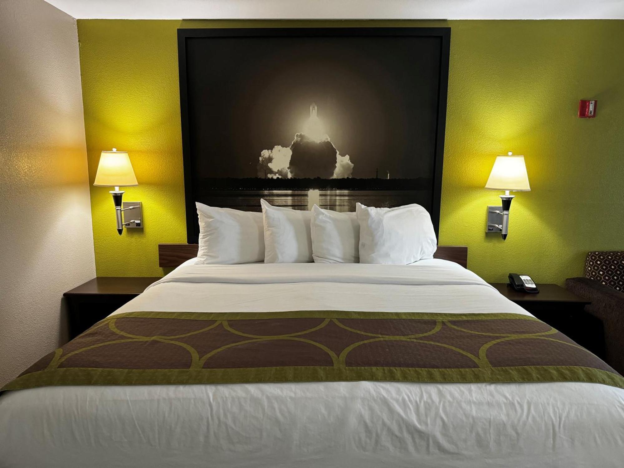 Super 8 By Wyndham Houston Webster Nasa Otel Dış mekan fotoğraf